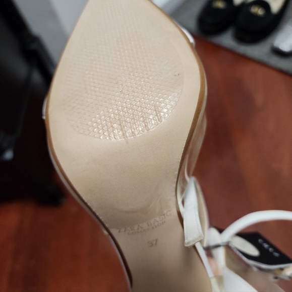 Zara Basic White Ankle Strap Pumps - Picture 7 of 10